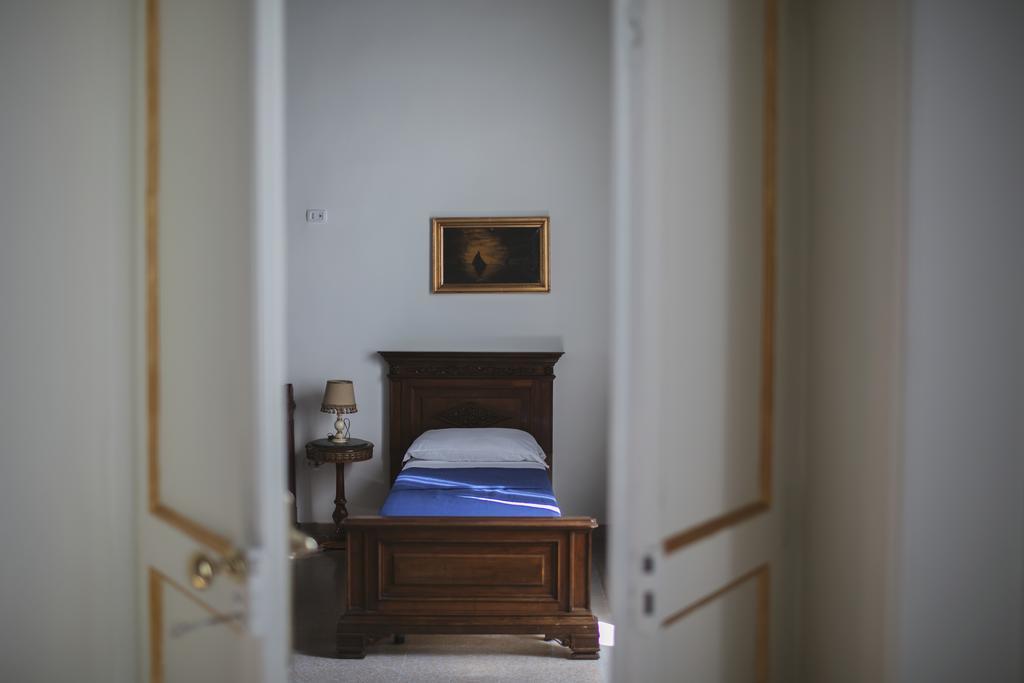 Area Angioina Suites Napoli Exterior foto