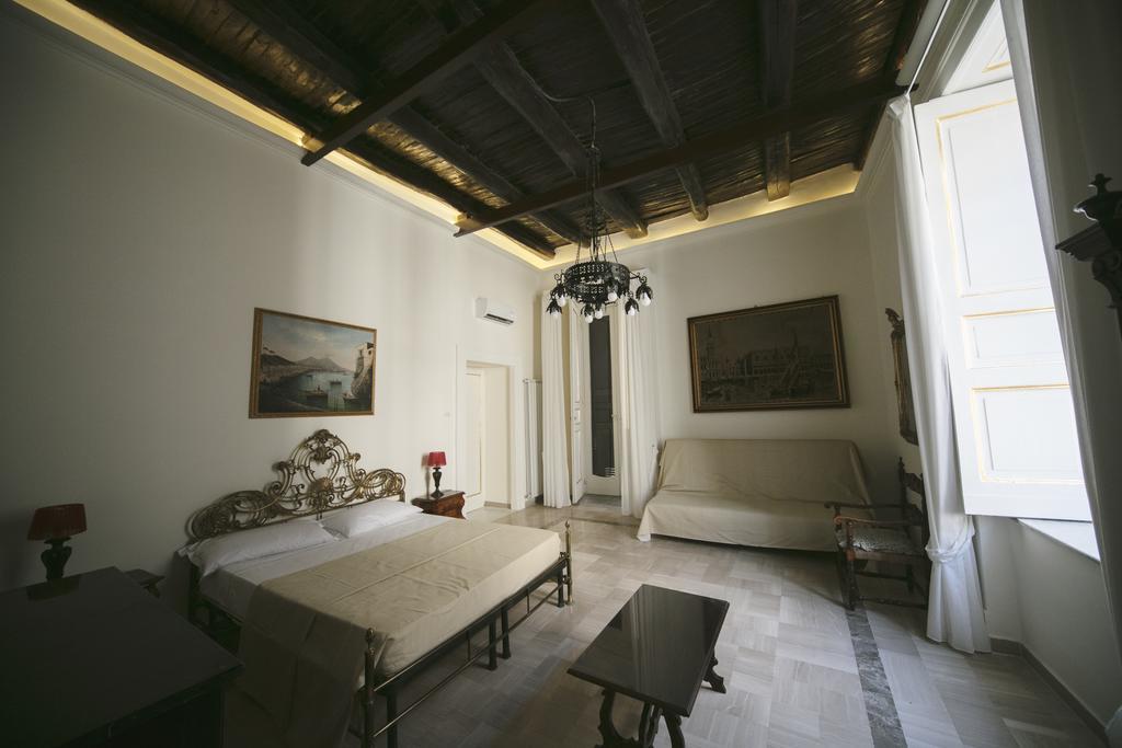 Area Angioina Suites Napoli Exterior foto